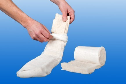 Gipsz alábélelő víztaszító POLSTERWATTE 12 cm