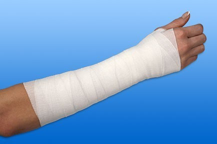 Kompressziós pólya NOBATEL, fóliás, 5m x 20 cm, 10 db/doboz