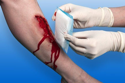 Sebfedő párna SAUGKOMPRESSE 15x20 cm